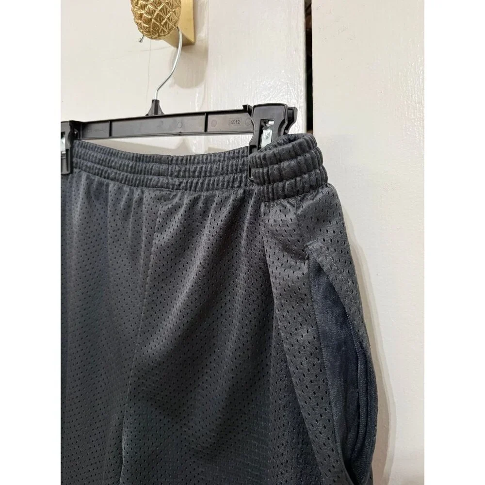 Starter men’s size large black basketball short shorts